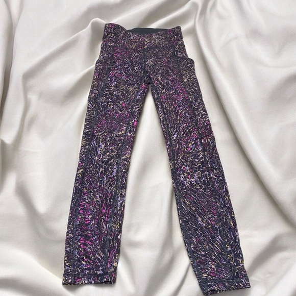 lululemon athletica Pants - Lululemon Invigorate High-Rise Tight 25" Inseam Size 2